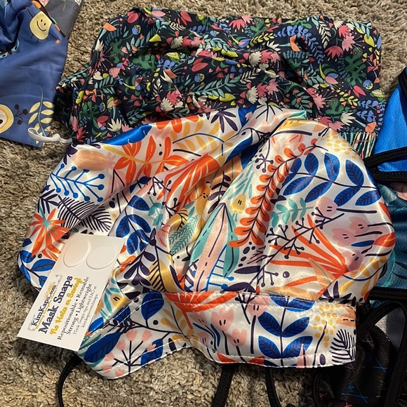 Lot of FIFTEEN surgical caps! - Picture 3 of 4